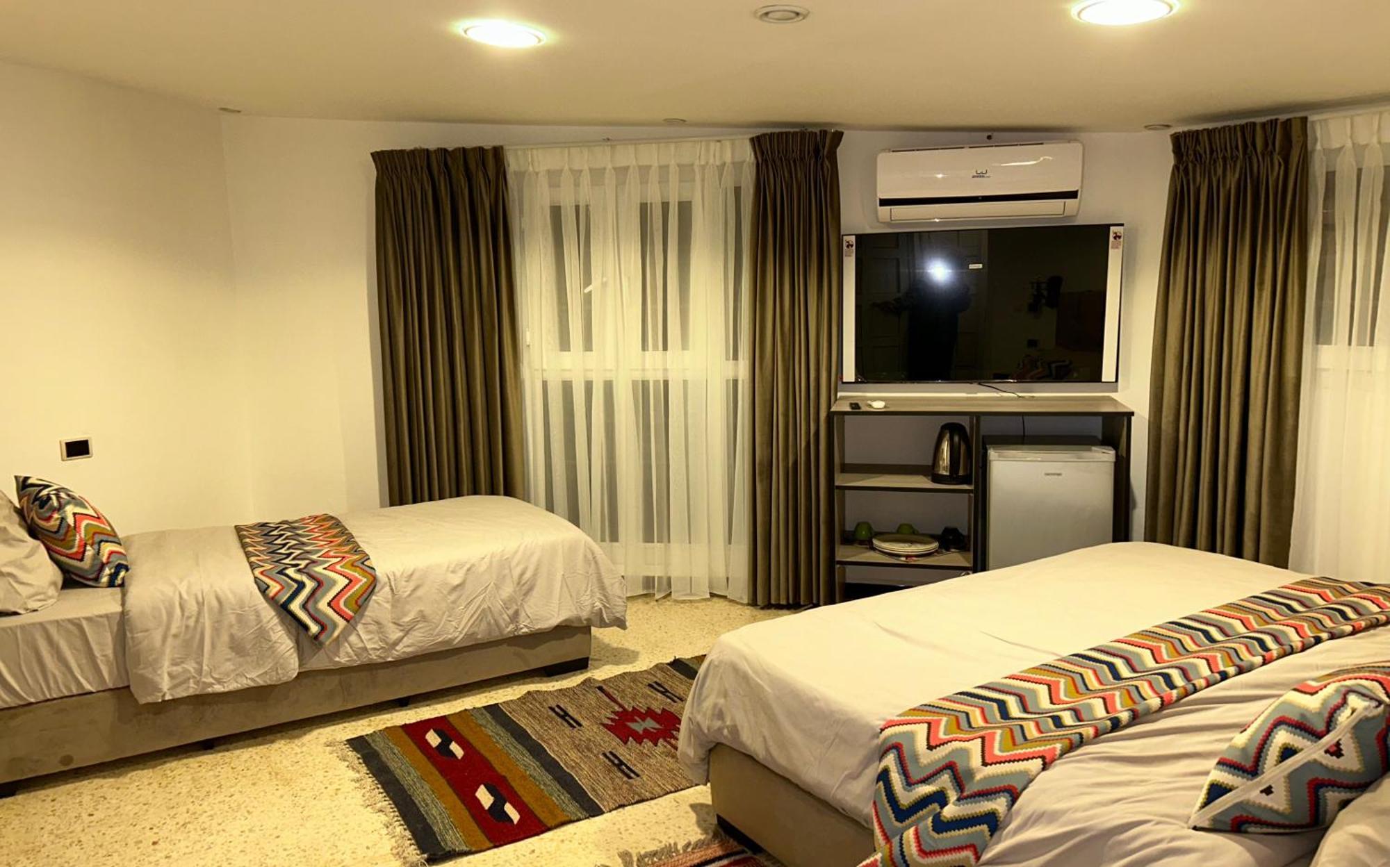 Celestia Boutique Inn - Boutique Stay Overlooking Jerash Ruins Jarash Exterior photo