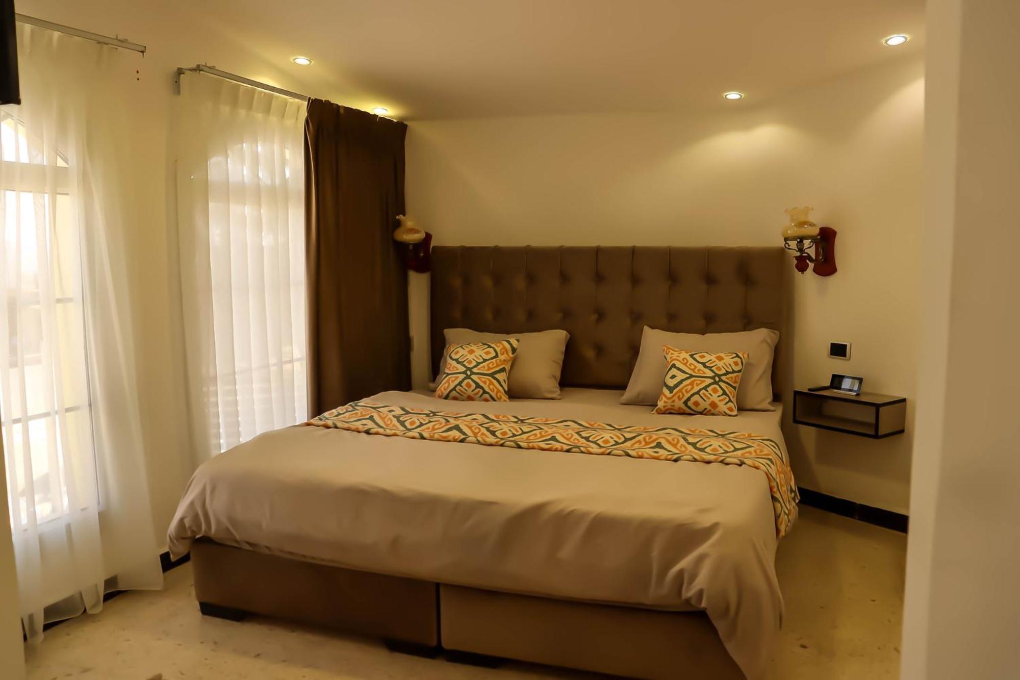 Celestia Boutique Inn - Boutique Stay Overlooking Jerash Ruins Jarash Exterior photo